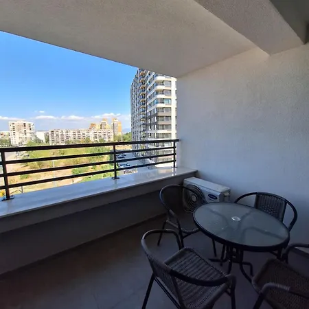 Blue Atana Near Airport Apartman *