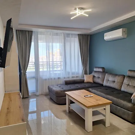 Апартамент Blue Atana Near Airport *
